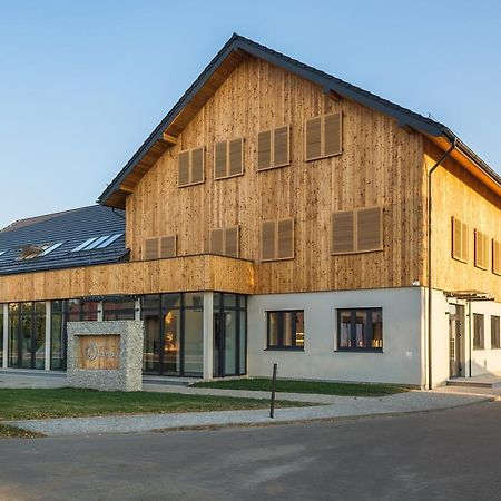 Hotel Naturum Milicz Esterno foto